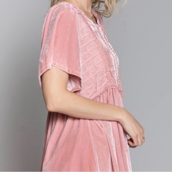 POL Pink Crushed Velvet Short Sleeve Top - Picture 5 of 5